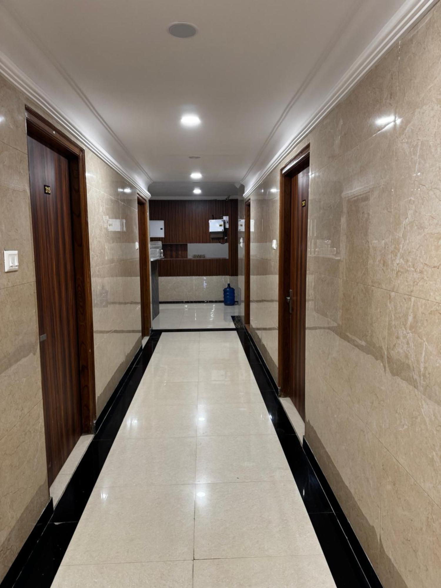 Hotel Walk Inn Faridabad Εξωτερικό φωτογραφία