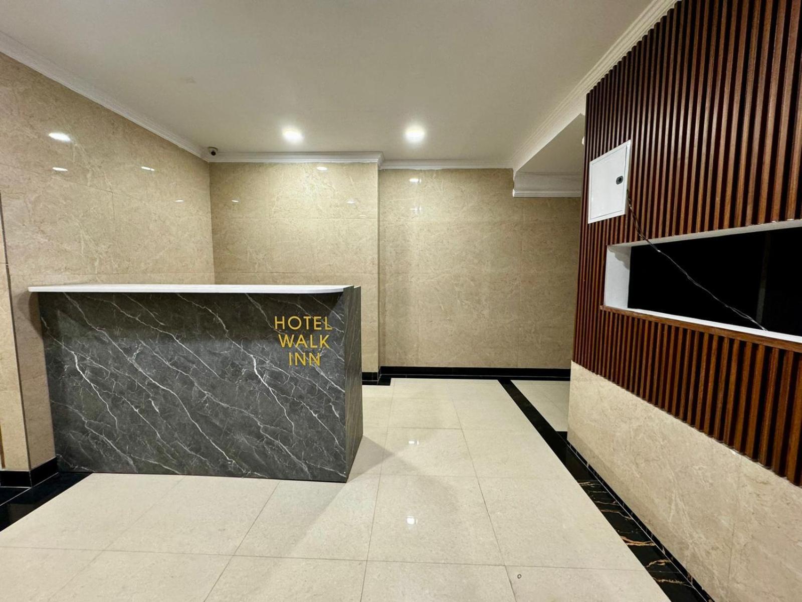 Hotel Walk Inn Faridabad Εξωτερικό φωτογραφία